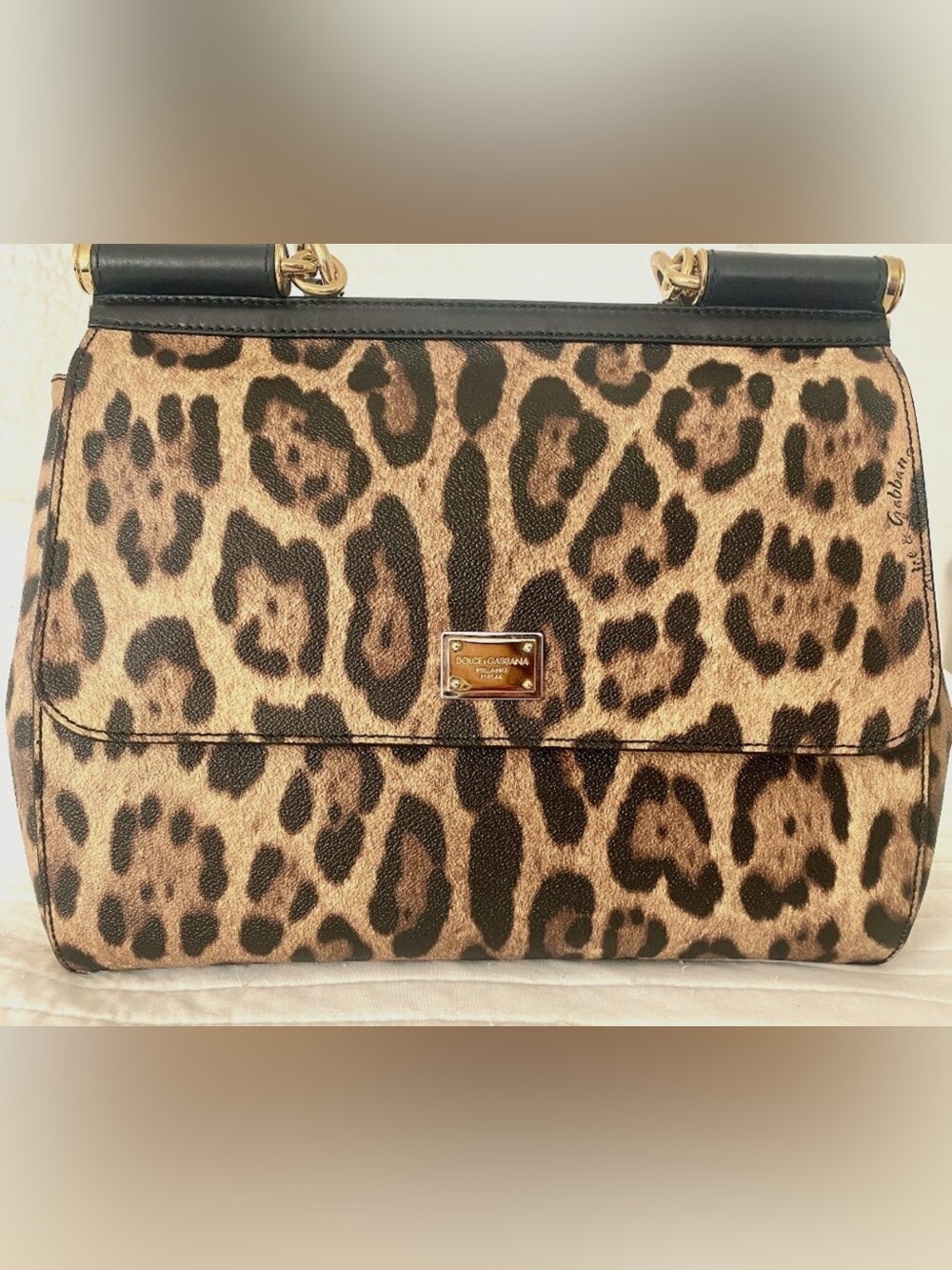 100% authentic Dolce & Gabbana Leopard Print Satchel in Tan and Black